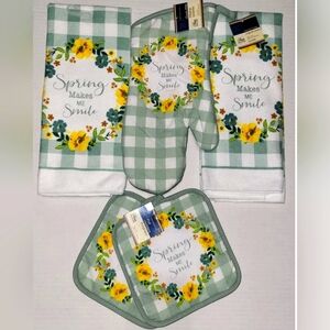 5 Piece Kitchen Set (Spring Makes Me Smile)